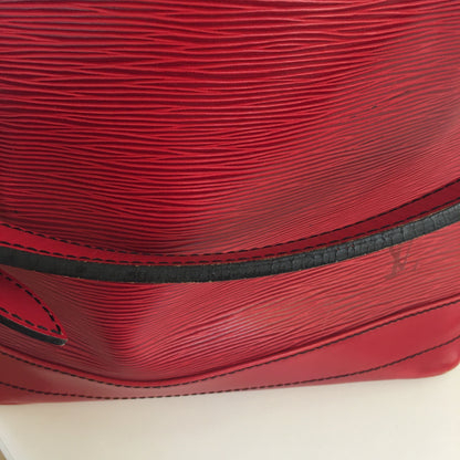 Louis Vuitton  Noe Shoulder Bag in Red Leather