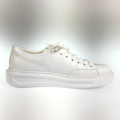 Louis Vuitton  Beverly Hills line logo embossed Men's sneakers