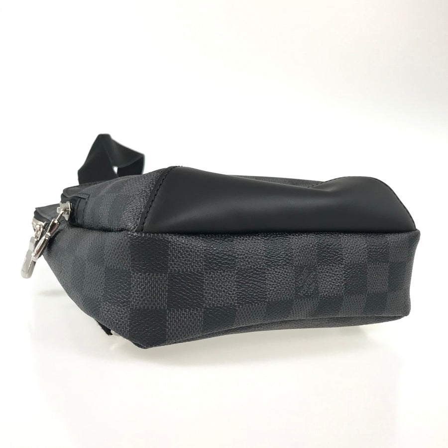 Louis Vuitton  body Bag