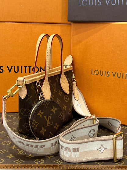 Louis Vuitton - neverfull bb toile monogramme