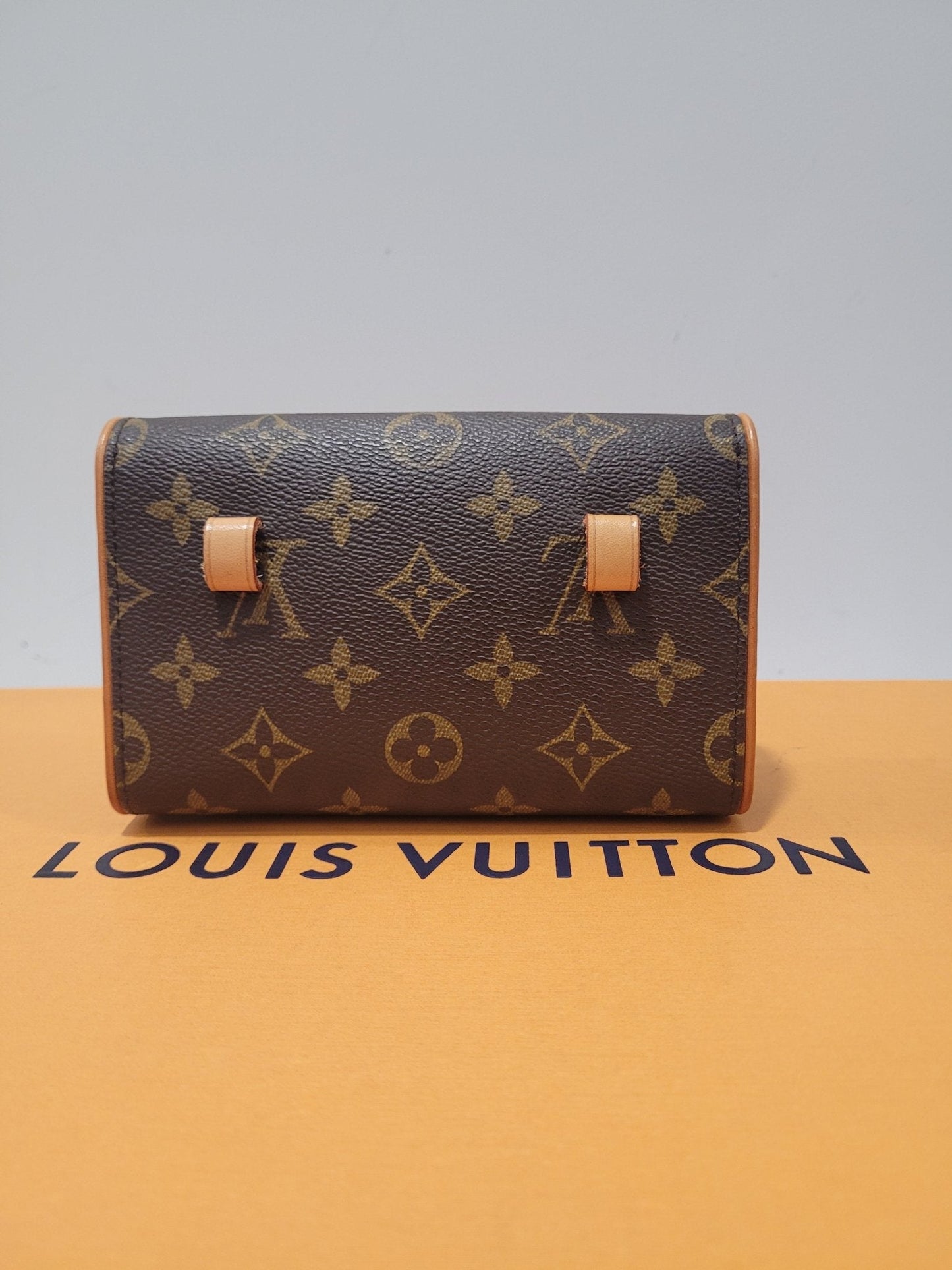 Louis Vuitton - pochette Florentine