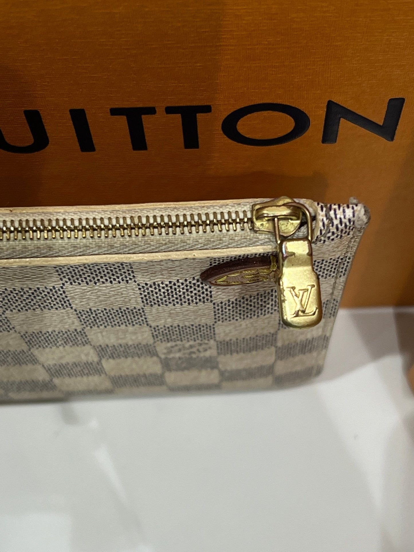 Louis Vuitton - Pochette neverfull damier azur