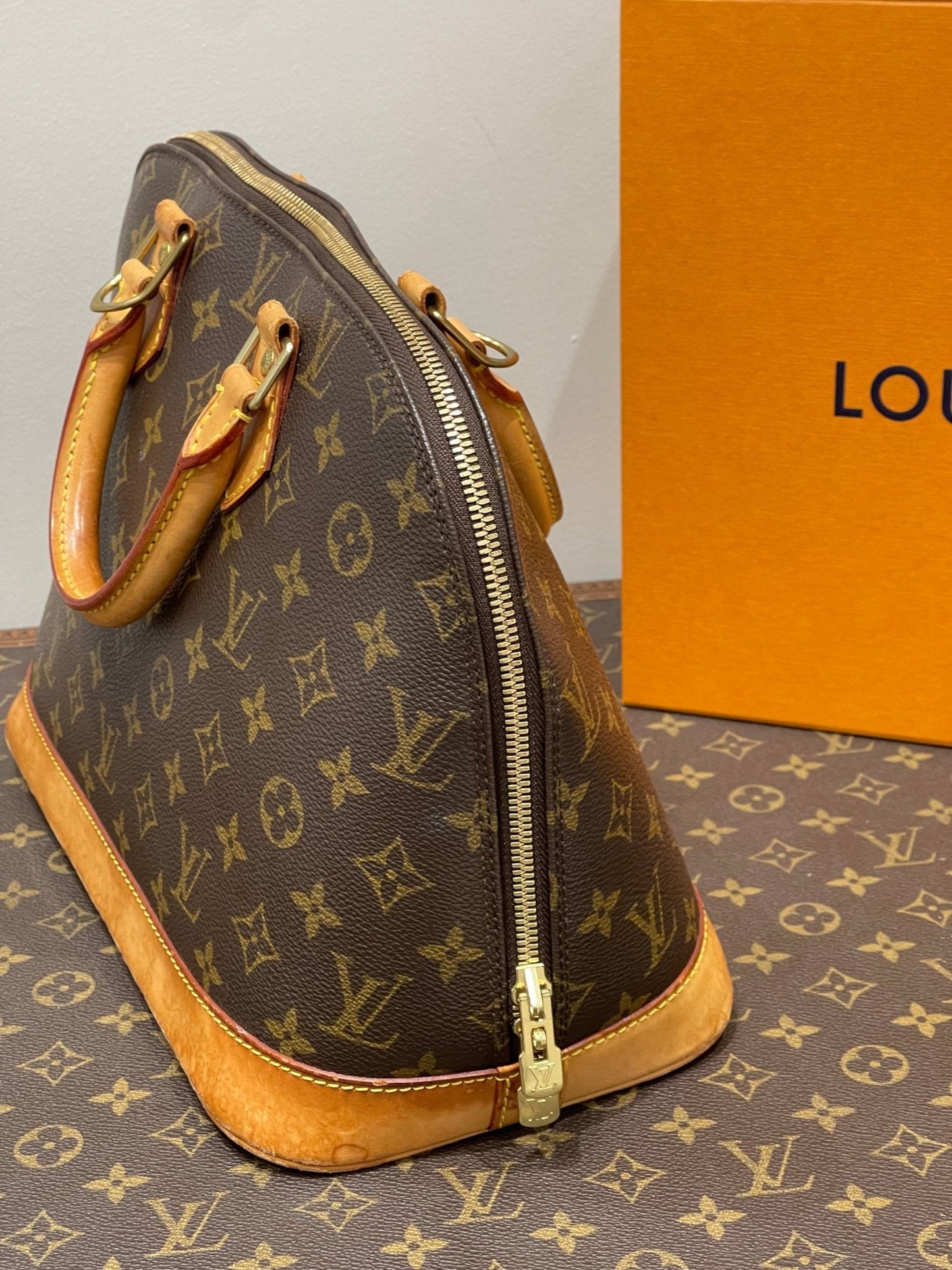 Louis Vuitton - Sac Alma PM monogramme