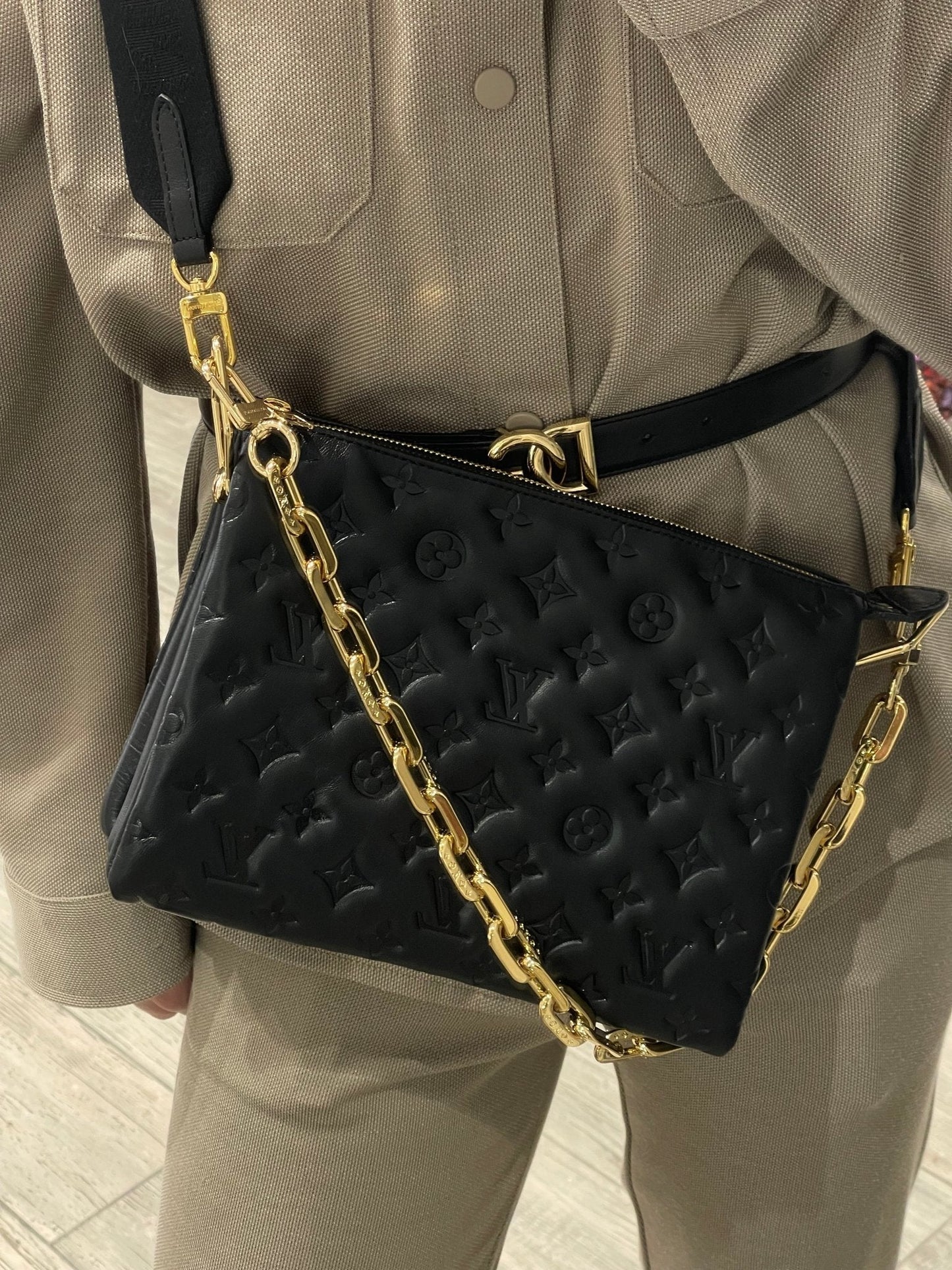 Louis Vuitton - Sac coussin PM