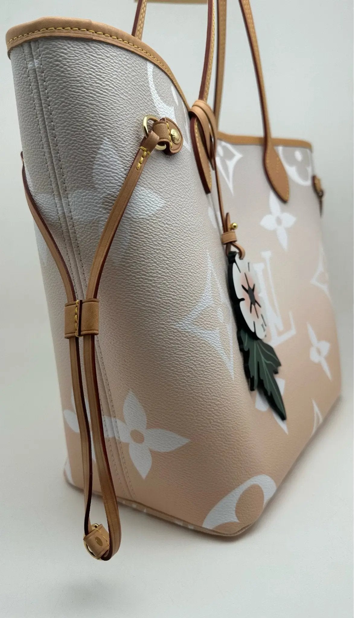 Louis Vuitton - Sac Neverfull MM