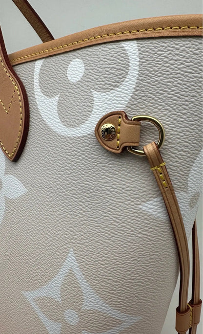 Louis Vuitton - Sac Neverfull MM