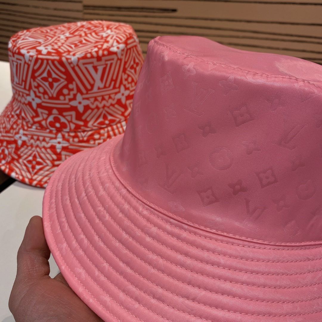 Louis vuitton  bucket hat