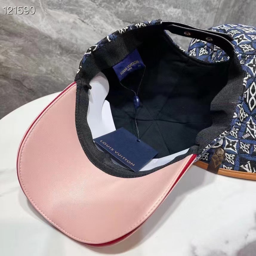 Louis vuitton  caps or bucket hat