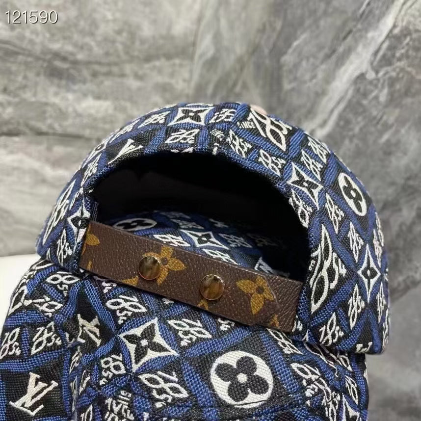 Louis vuitton  caps or bucket hat