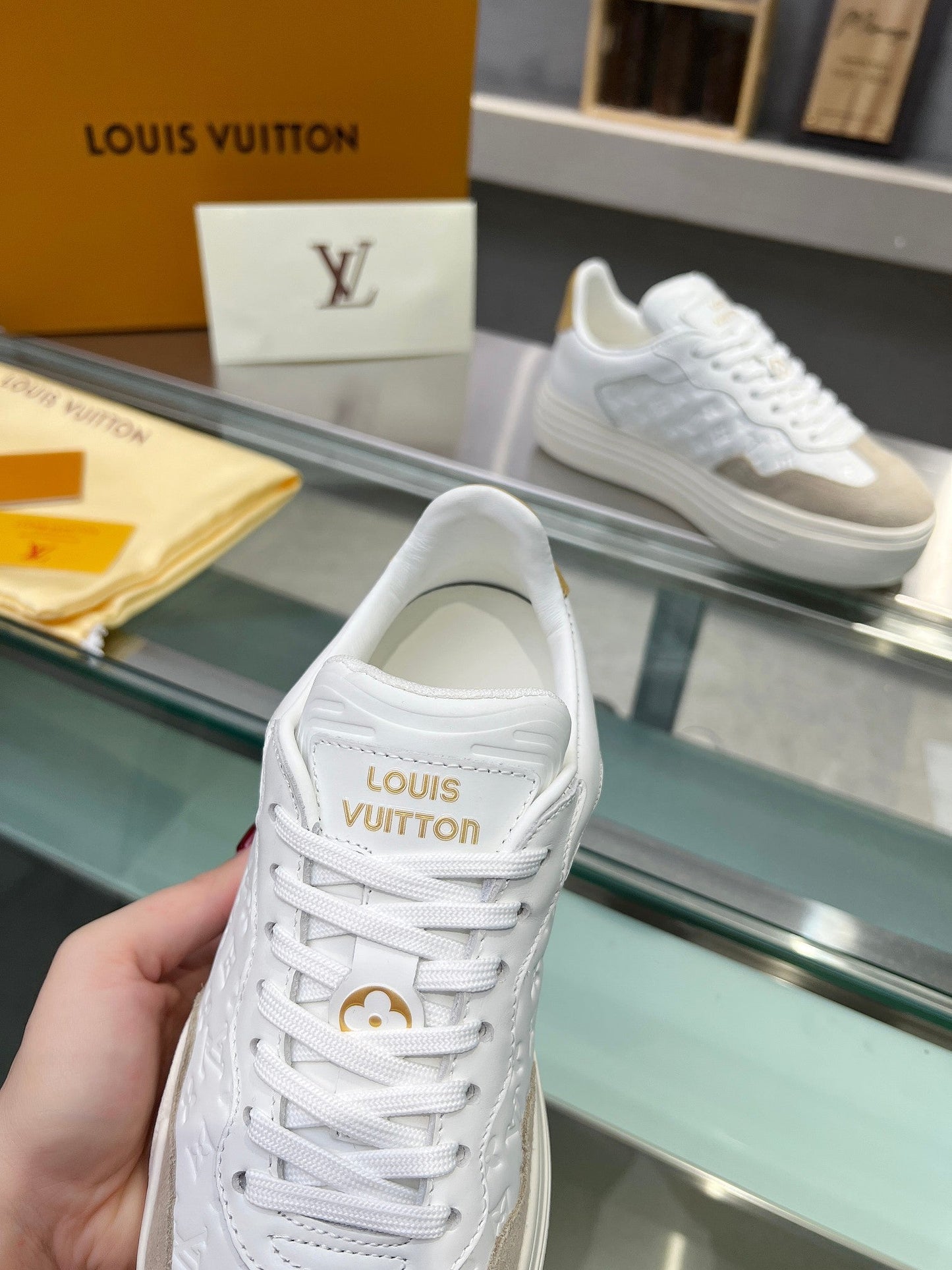 Louis Vuitton  Sneakers