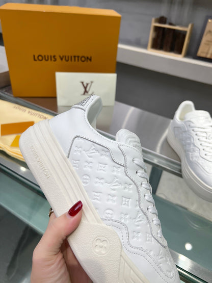 Louis Vuitton  Sneakers