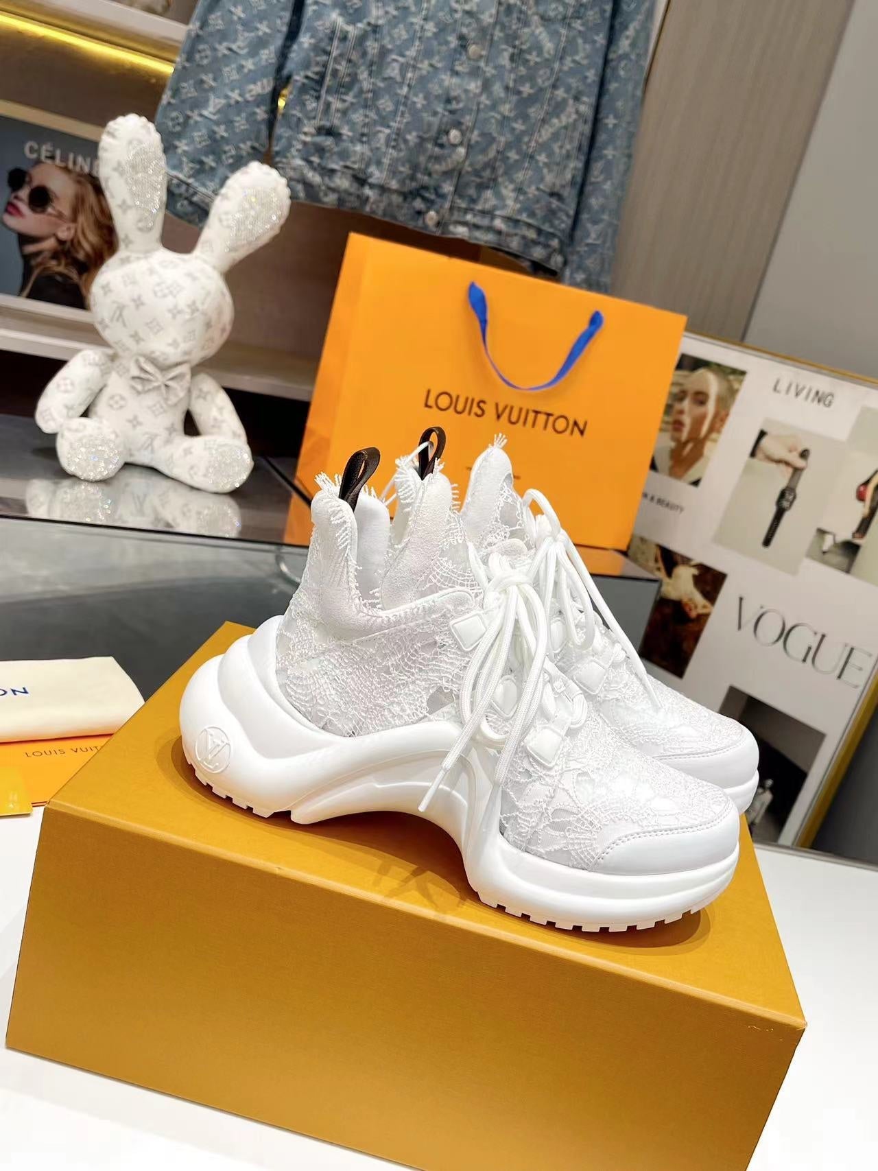 Louis Vuitton  Sneakers