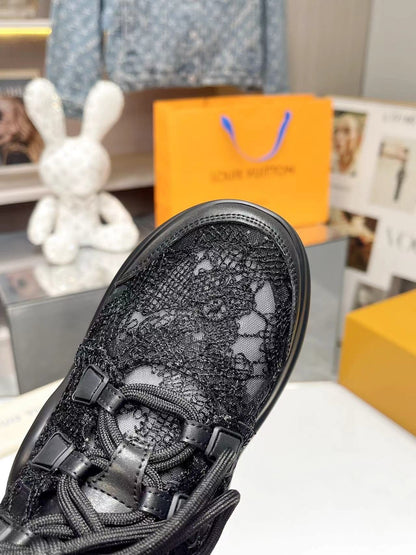 Louis Vuitton  Sneakers