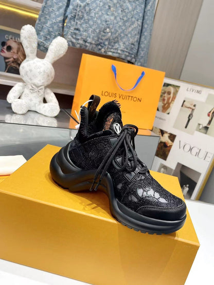 Louis Vuitton  Sneakers