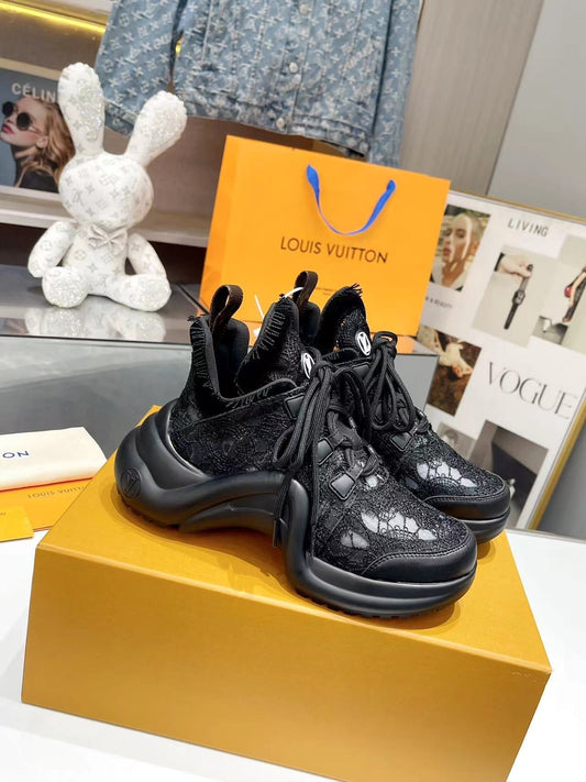 Louis Vuitton  Sneakers