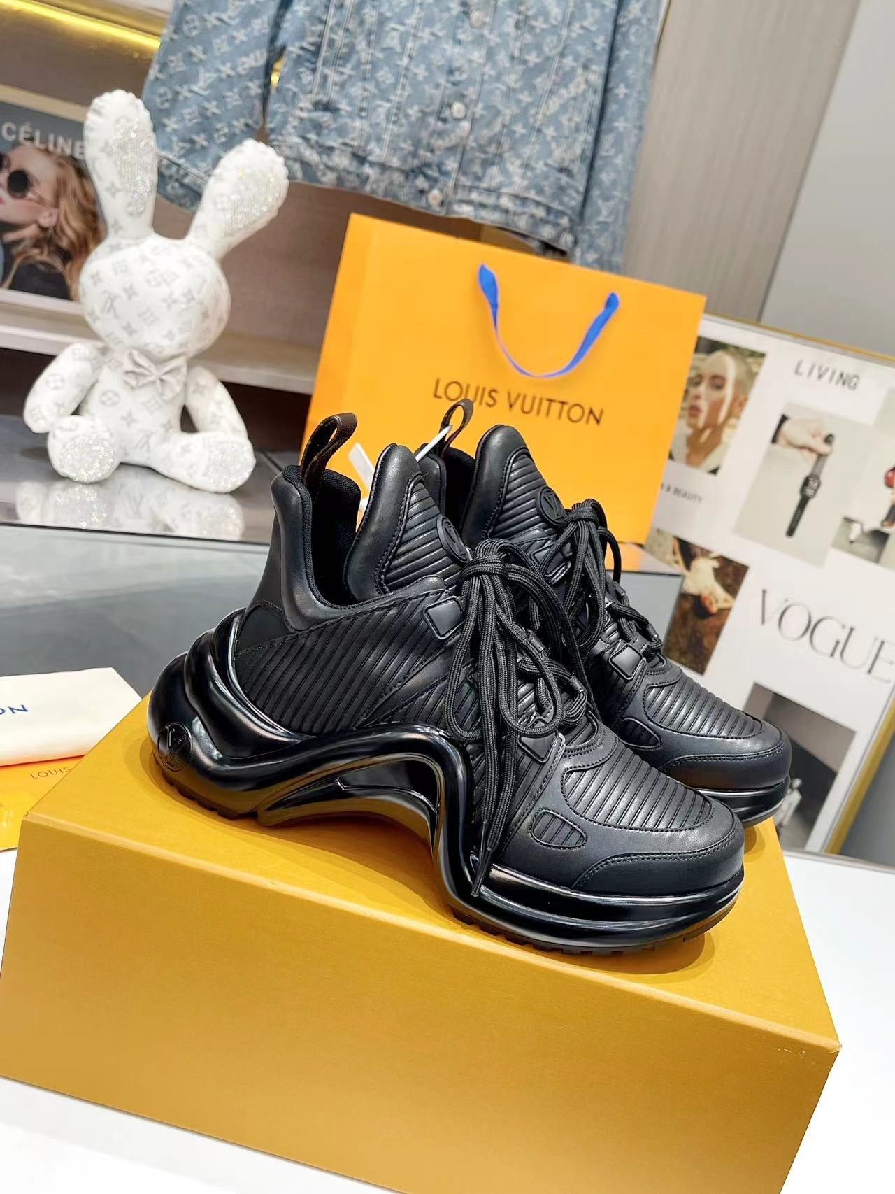 Louis Vuitton  Sneakers