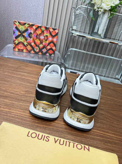 Louis Vuitton  Sneakers