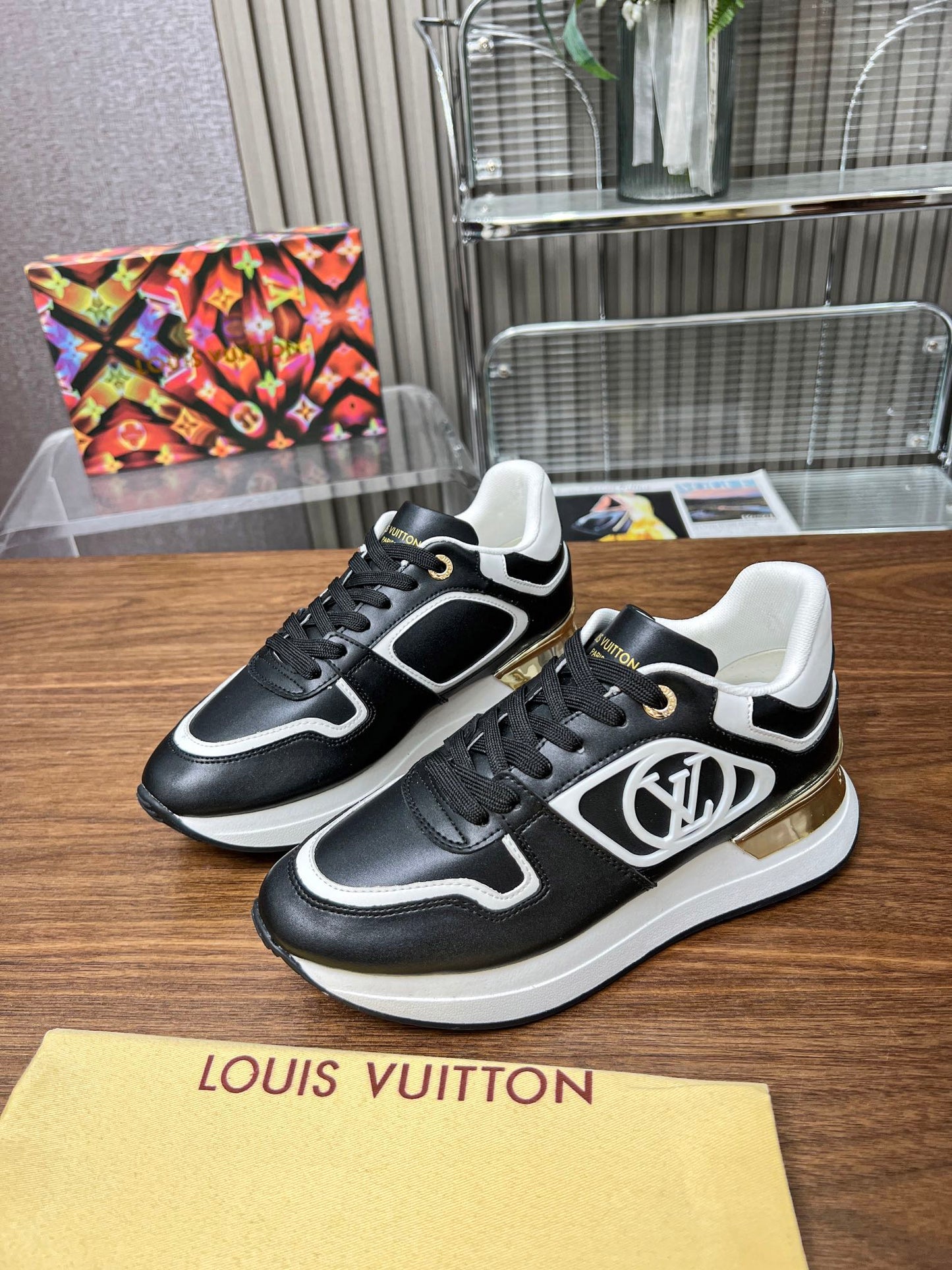 Louis Vuitton  Sneakers