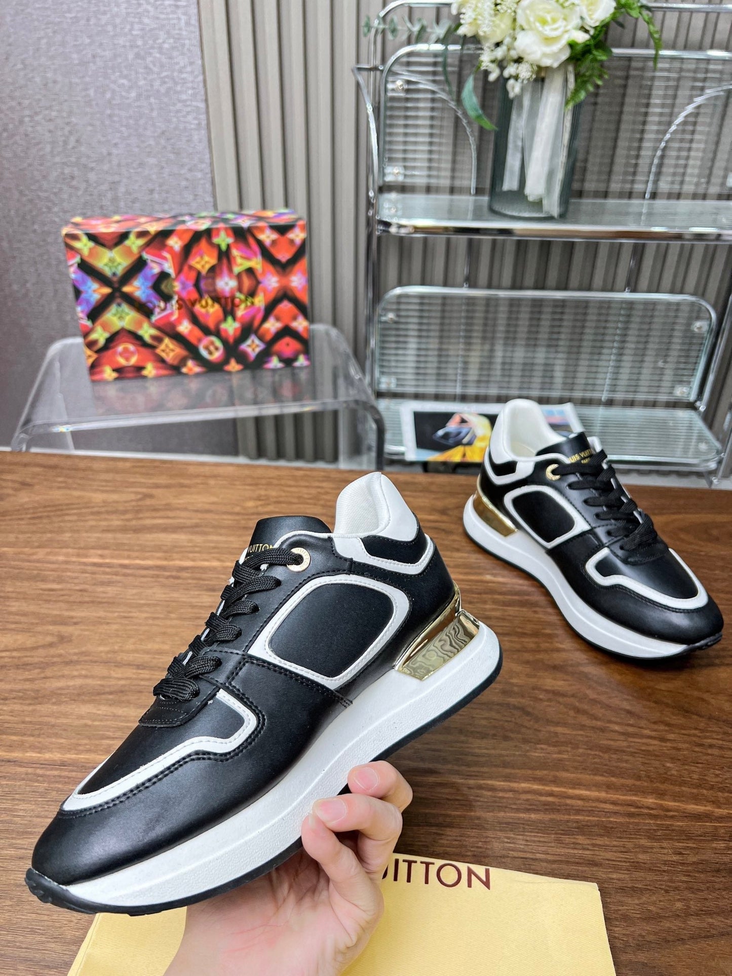 Louis Vuitton  Sneakers