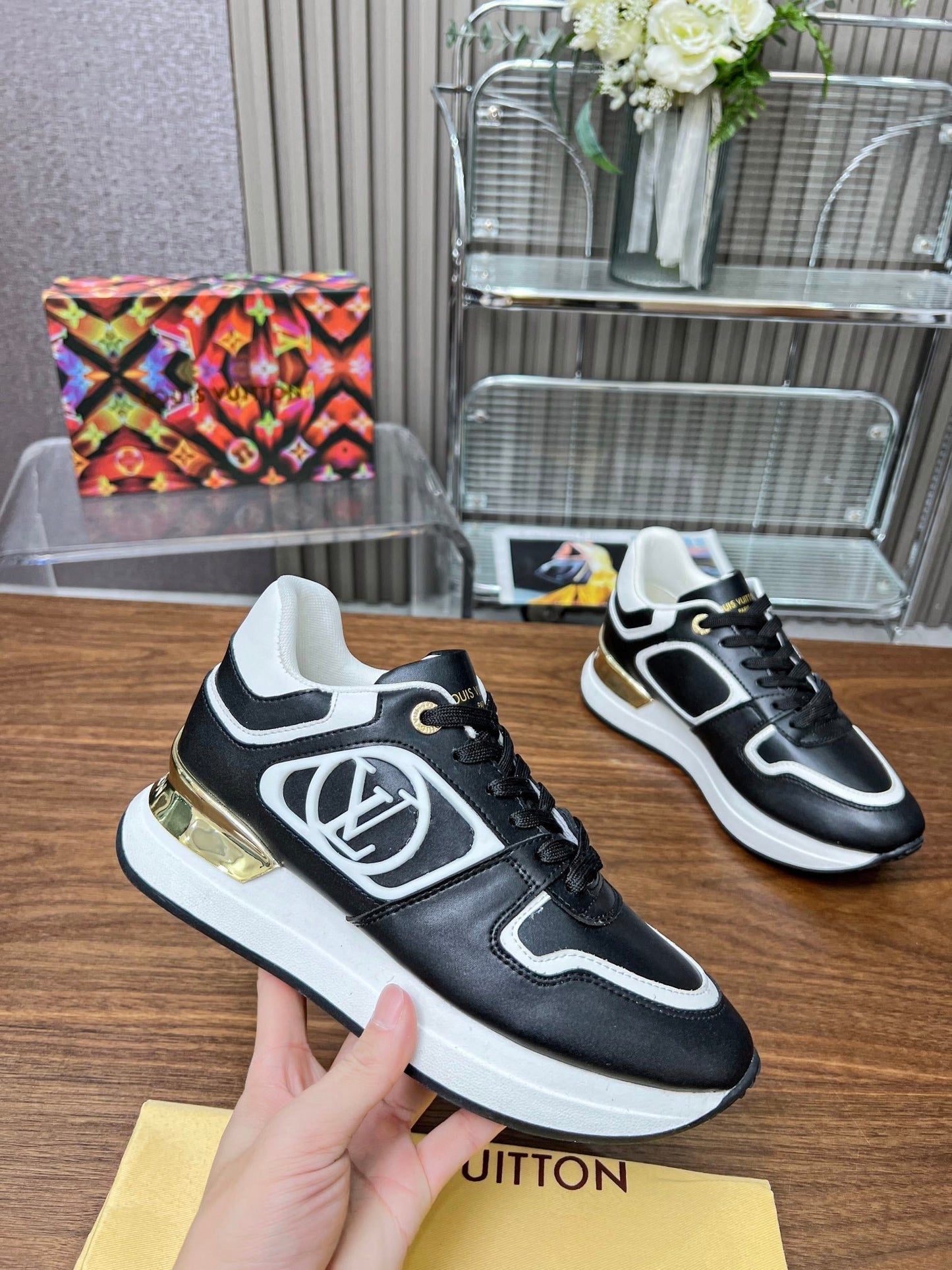 Louis Vuitton  Sneakers