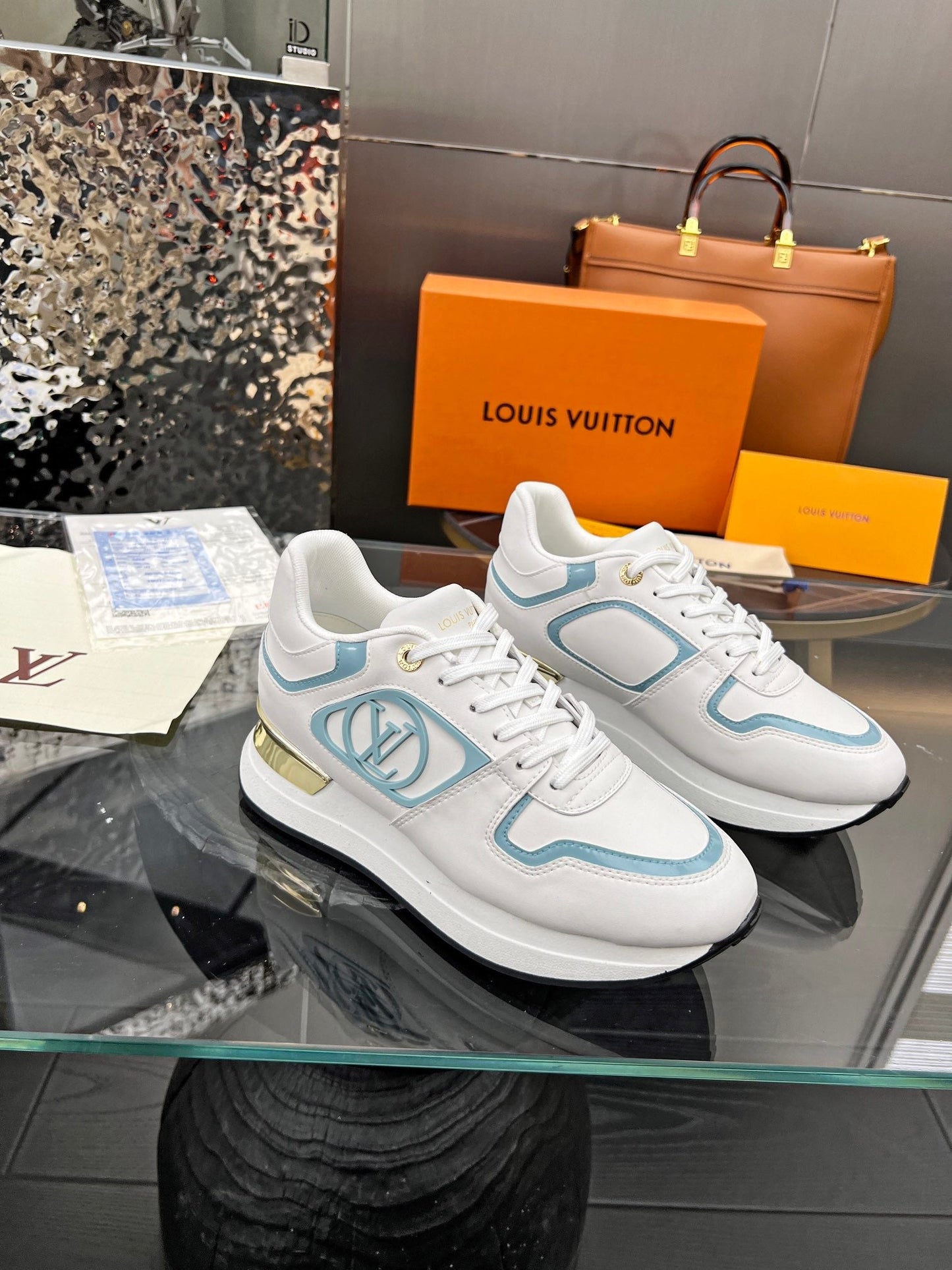 Louis Vuitton  Sneakers