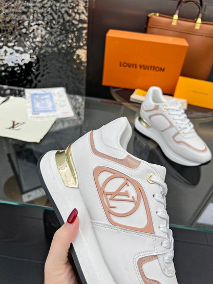 Louis Vuitton  Sneakers