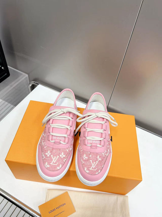 Louis Vuitton  Sneakers