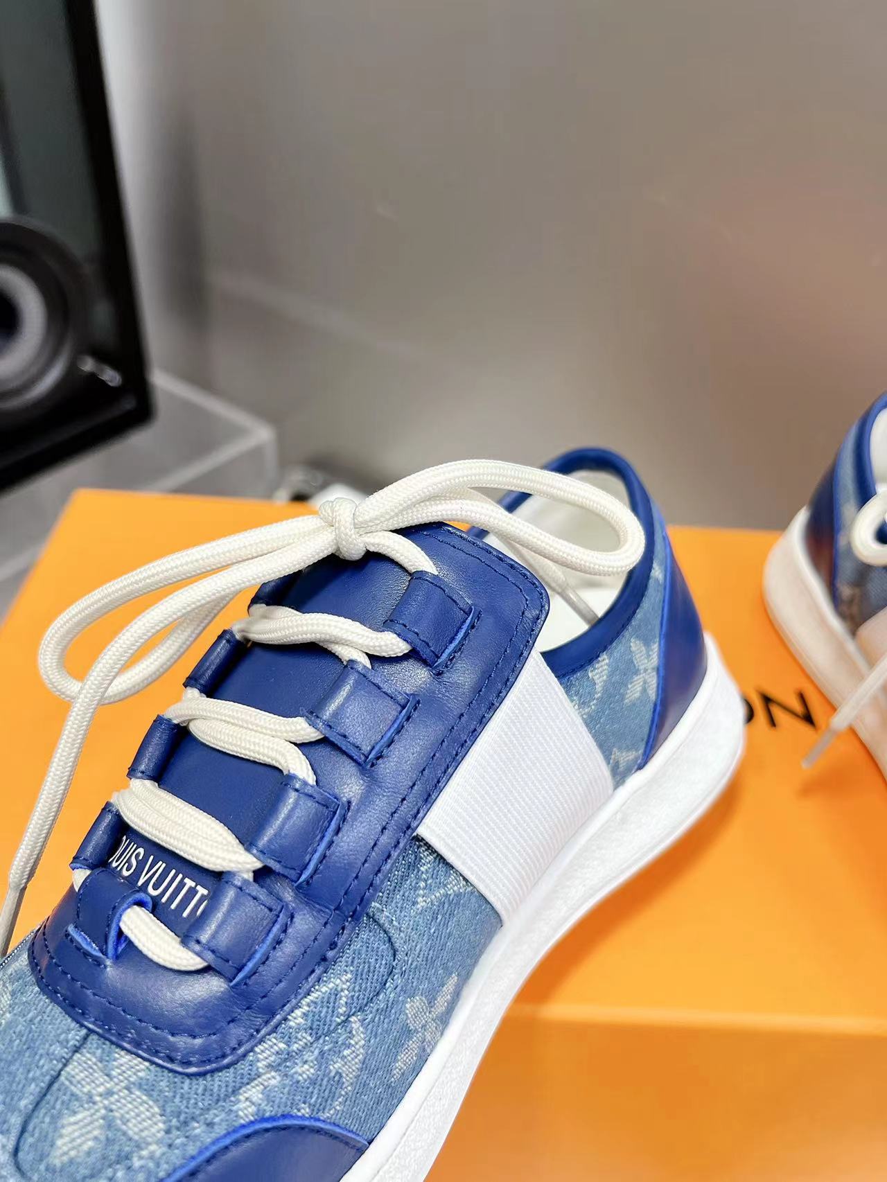 Louis Vuitton  Sneakers