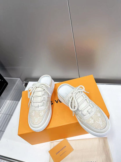 Louis Vuitton  Sneakers