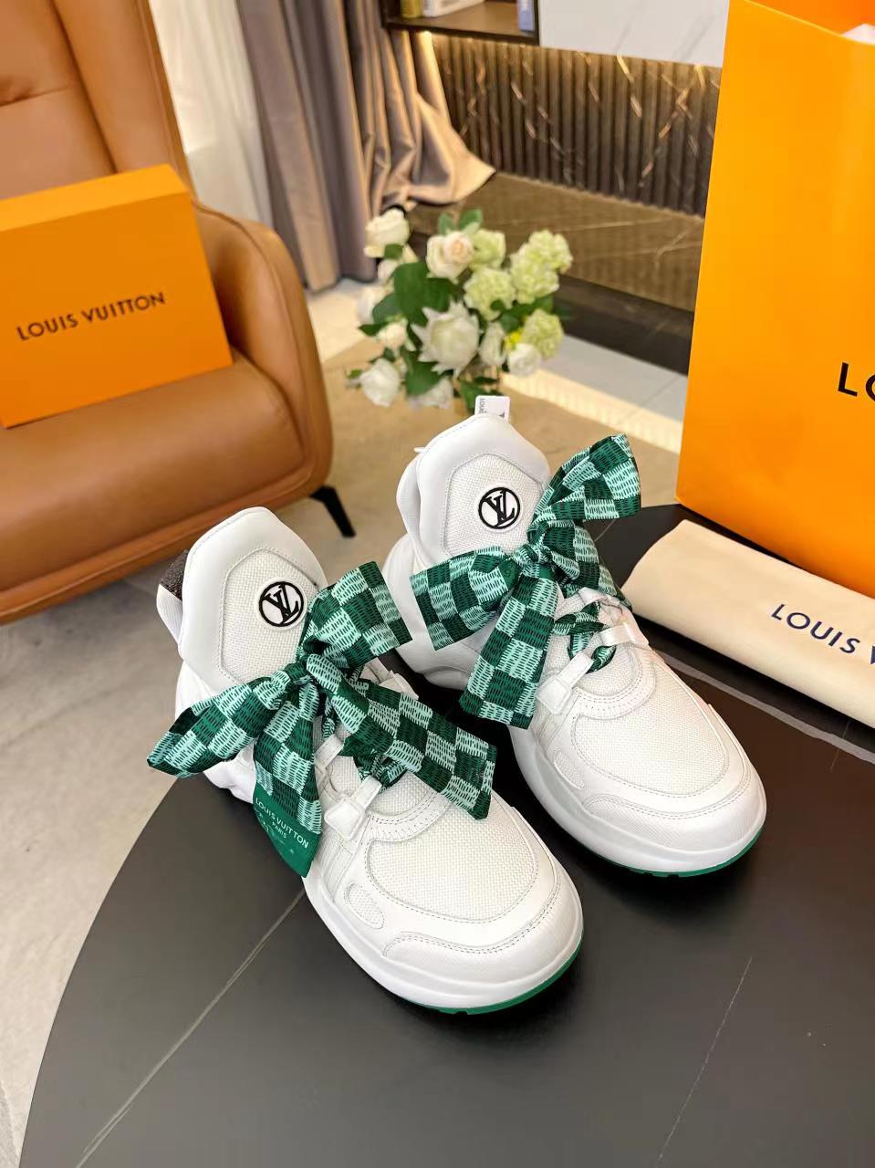 Louis Vuitton  Sneakers