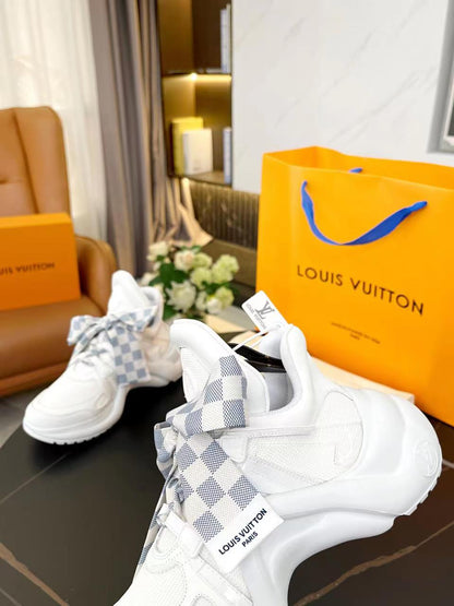 Louis Vuitton  Sneakers