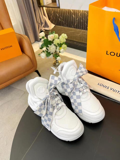 Louis Vuitton  Sneakers