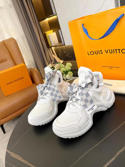 Louis Vuitton  Sneakers