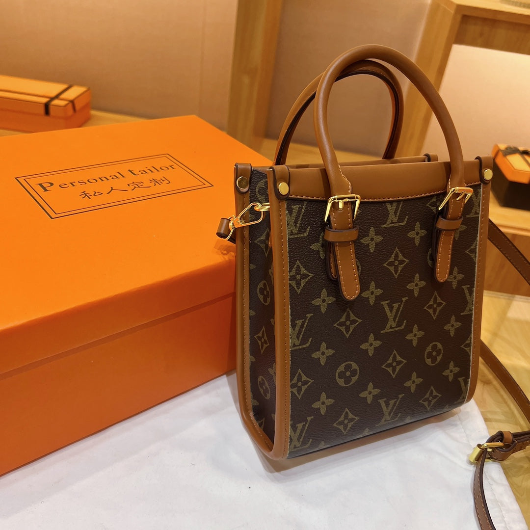 Louis Vuitton (Coach, Michael Kors,  Gucci)handbags