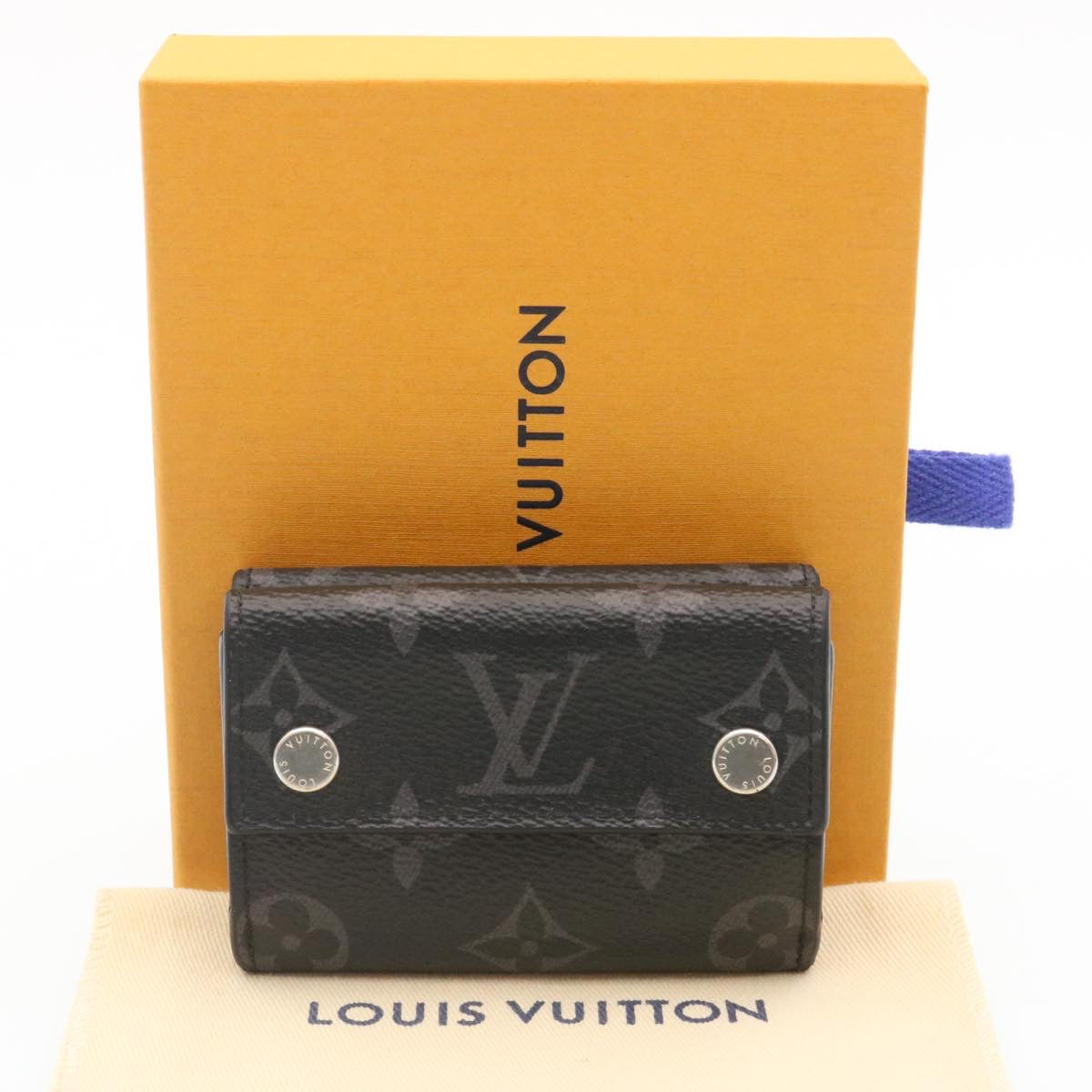 Louis Vuitton  Monogram Eclipse Discovery Compact wallet Wallet M67630 Auth 34673