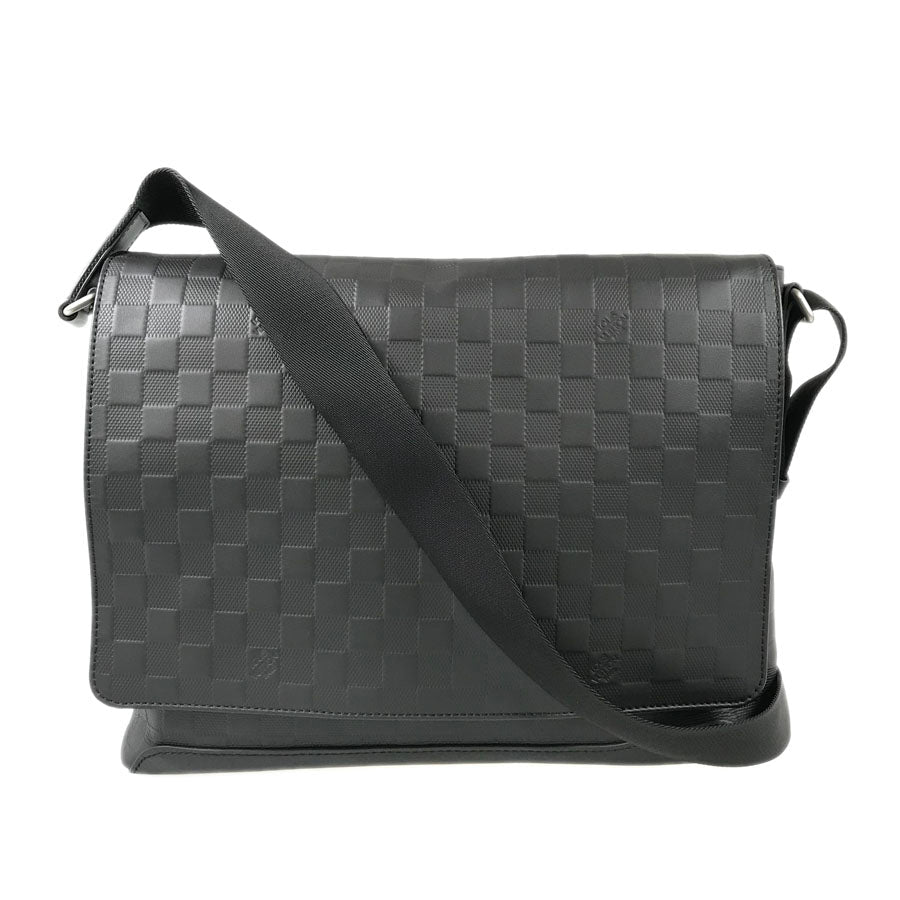 Louis Vuitton  Damier Amphini District MM N41038 Shoulder Bag