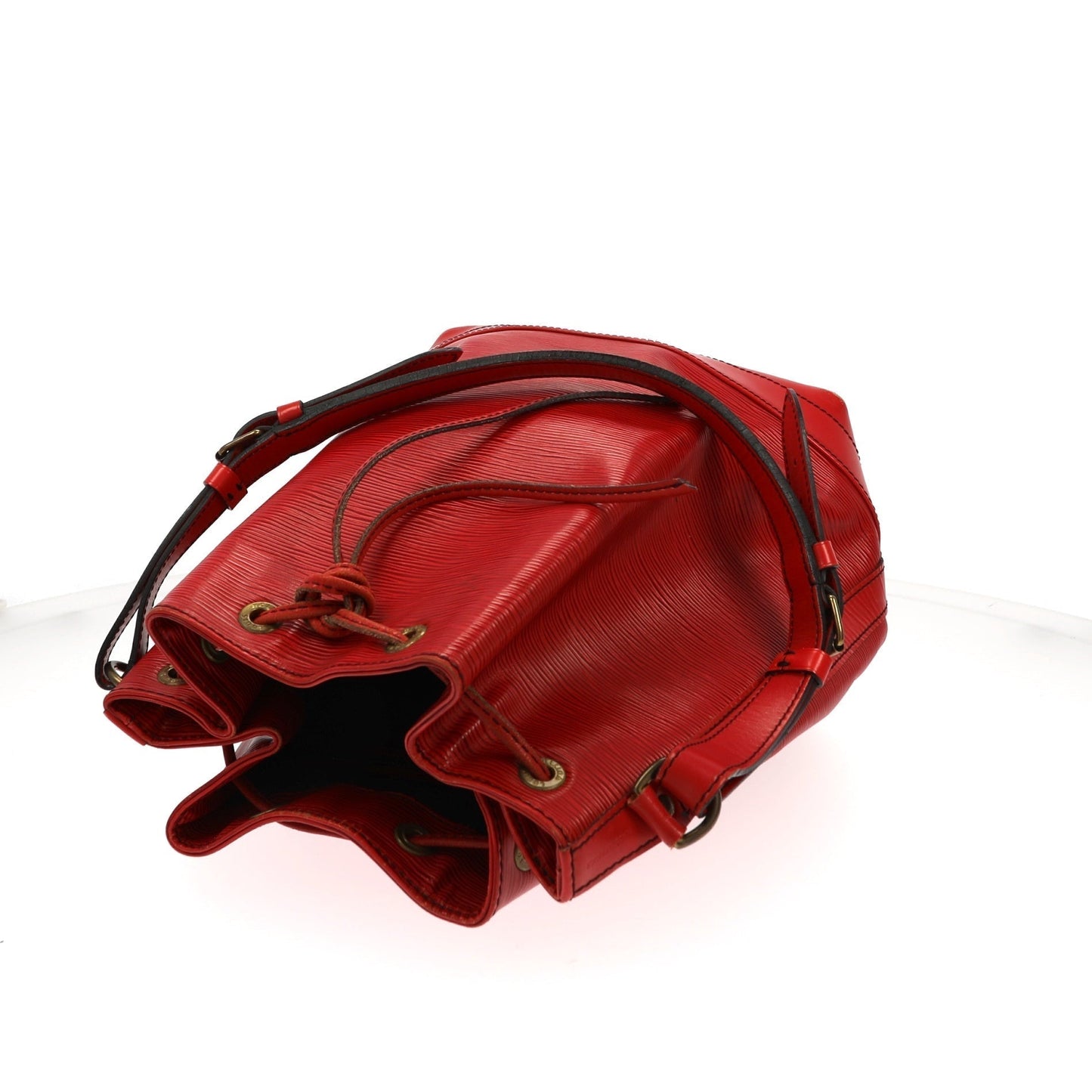 Louis Vuitton  Noe Shoulder Bag in Red Leather