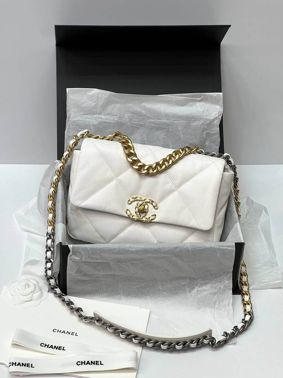 Bag - envelope Chanel 19