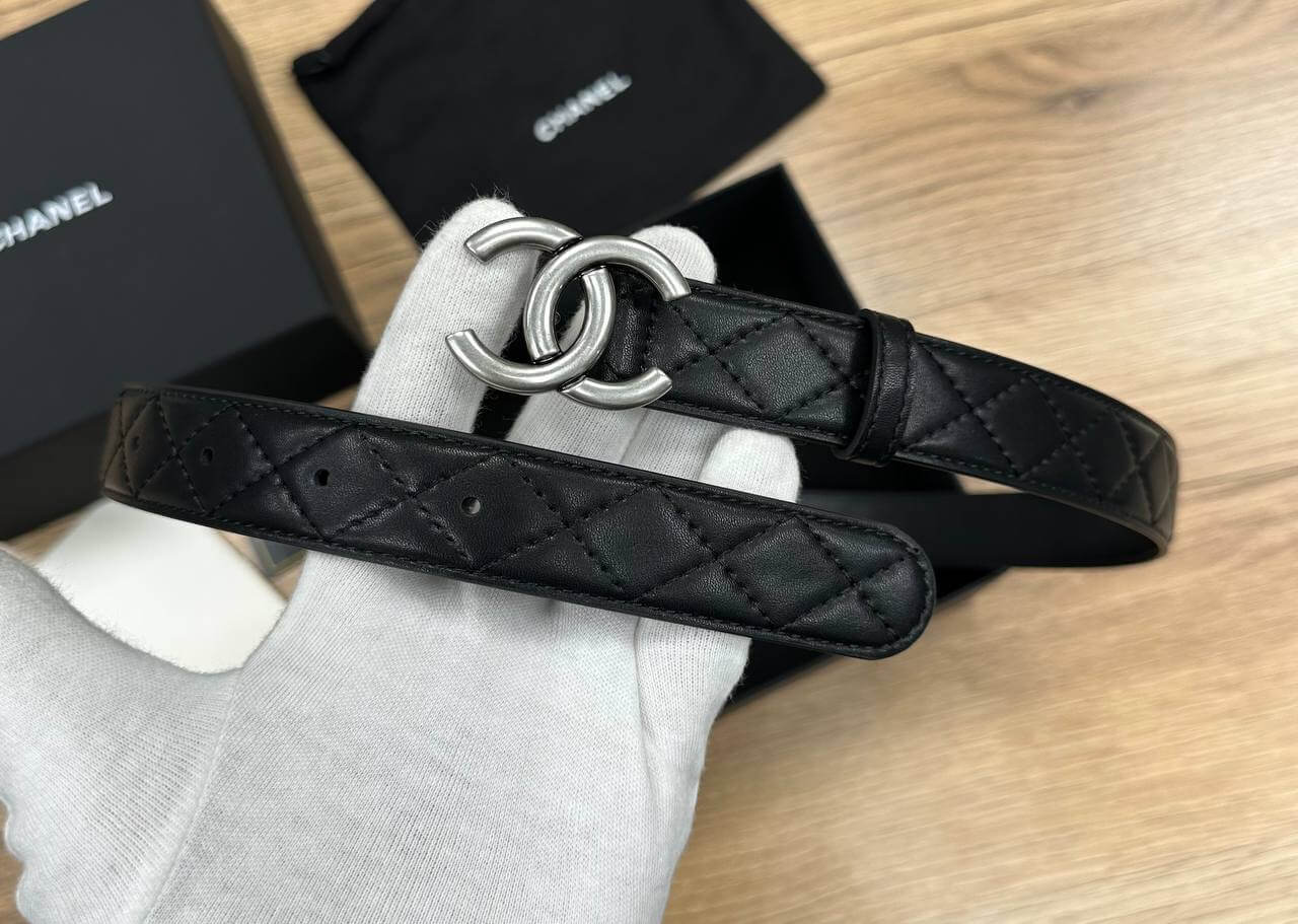 Chanel Caviar Quilted CC Belt silver