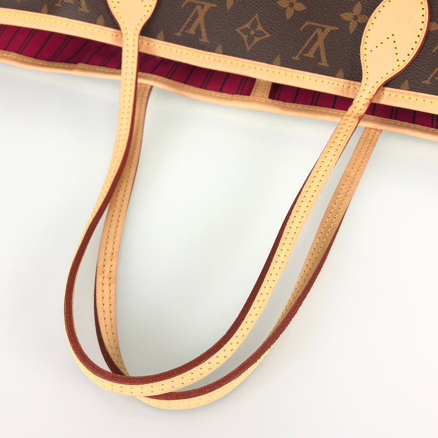 Louis Vuitton  Monogram Neverfull MM Tote Bag