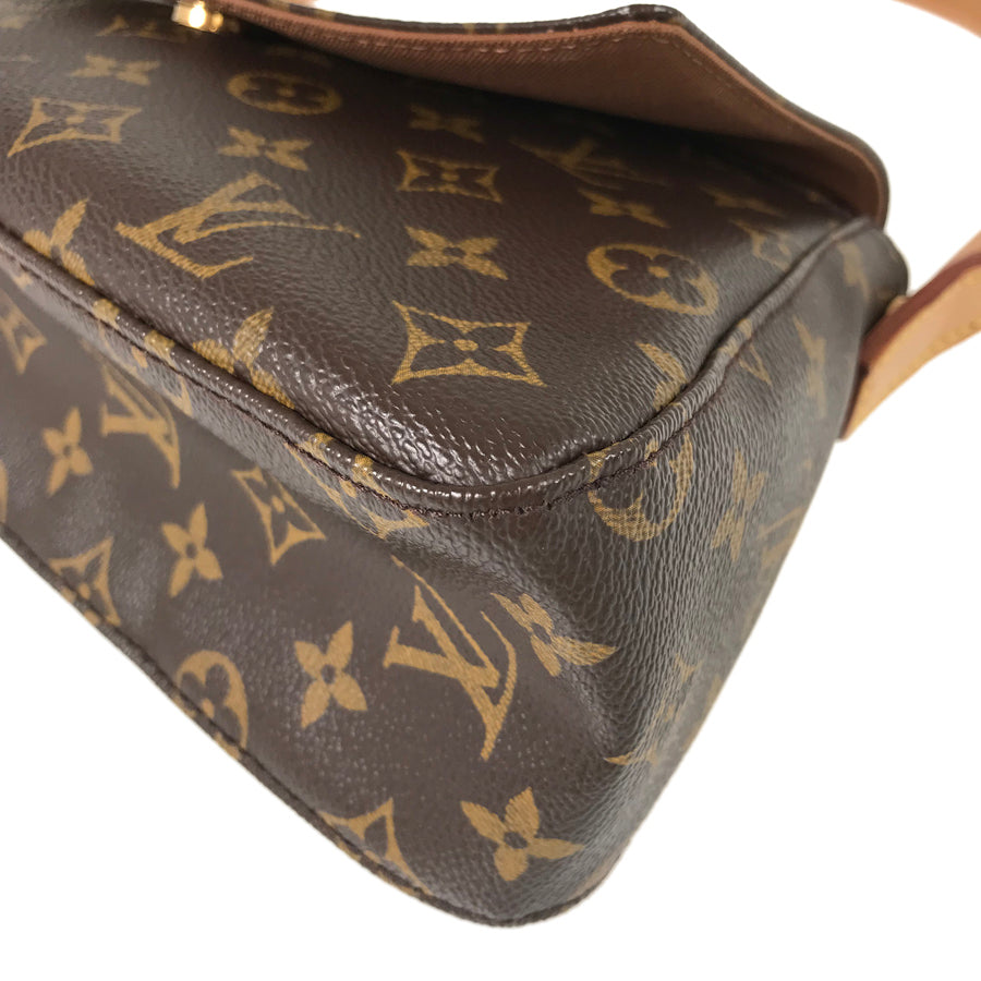 Louis Vuitton  Monogram mini looping M51147 Shoulder Bag