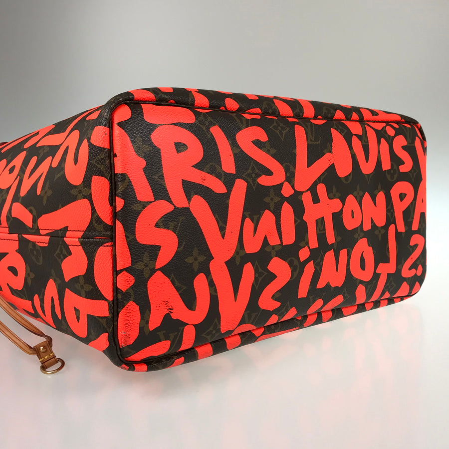 Louis Vuitton  Monogram Graffiti Neverfull GM M93702 Tote Bag