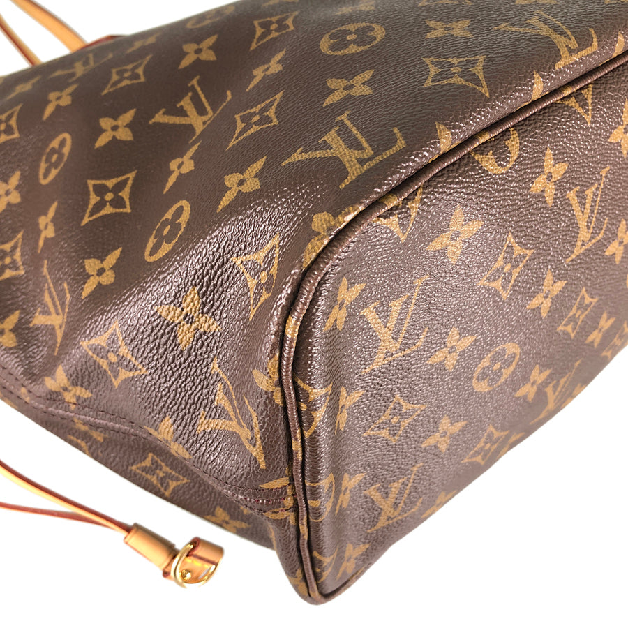 Louis Vuitton  Monogram Neverfull MM Tote Bag